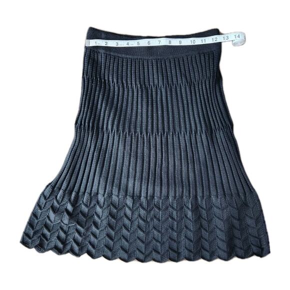 M Missoni Black Wool Blend Zig Zag Knit Pull On A Line Swingy Skirt Size 42 - Picture 5 of 6